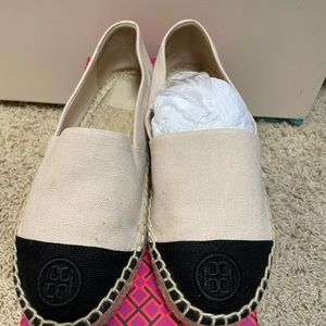 Tory burch flat espadrille/canvas